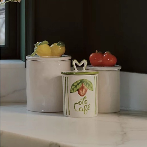 New Anthropologie Fruta Strawberry Small Stoneware Canister - Picture 2 of 4